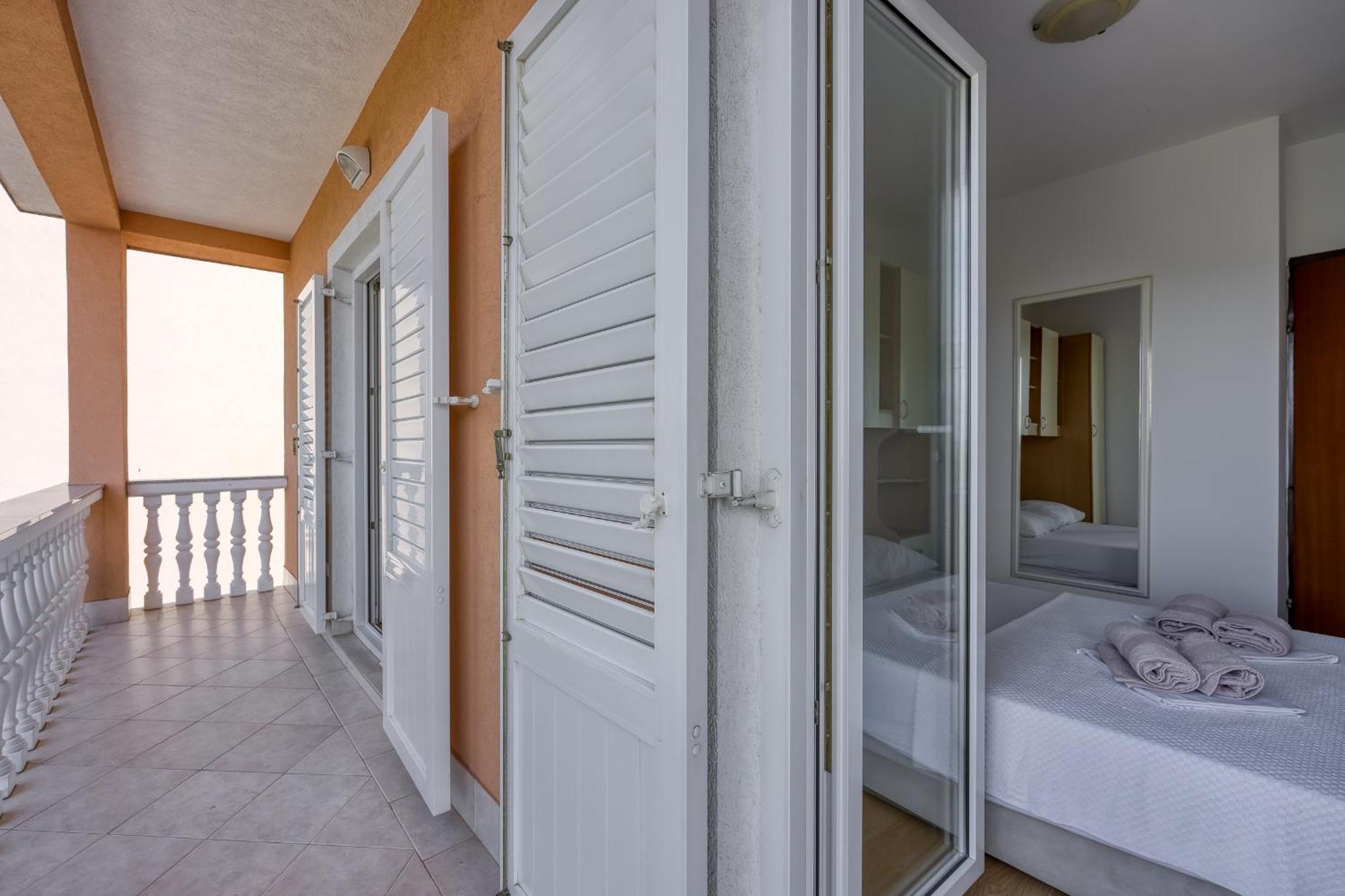 Apartments Grozdana Crikvenica Kültér fotó